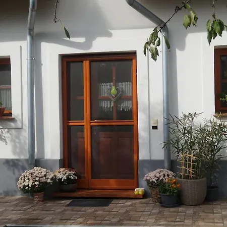 Pear House * Lukácsháza